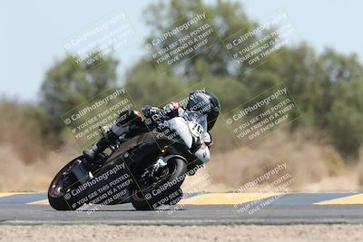 media/Apr-19-2025-CVMA (Sat) [[586b59ad56]]/Race 4-Formula Middleweight/